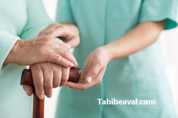 نگهداری از سالمند به طور شبانه روزی در تهران | طبیب اول